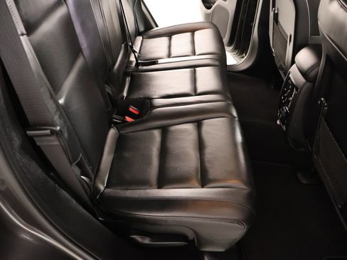 Used 2020 Jeep Grand Cherokee Limited AWD/4WD image 15