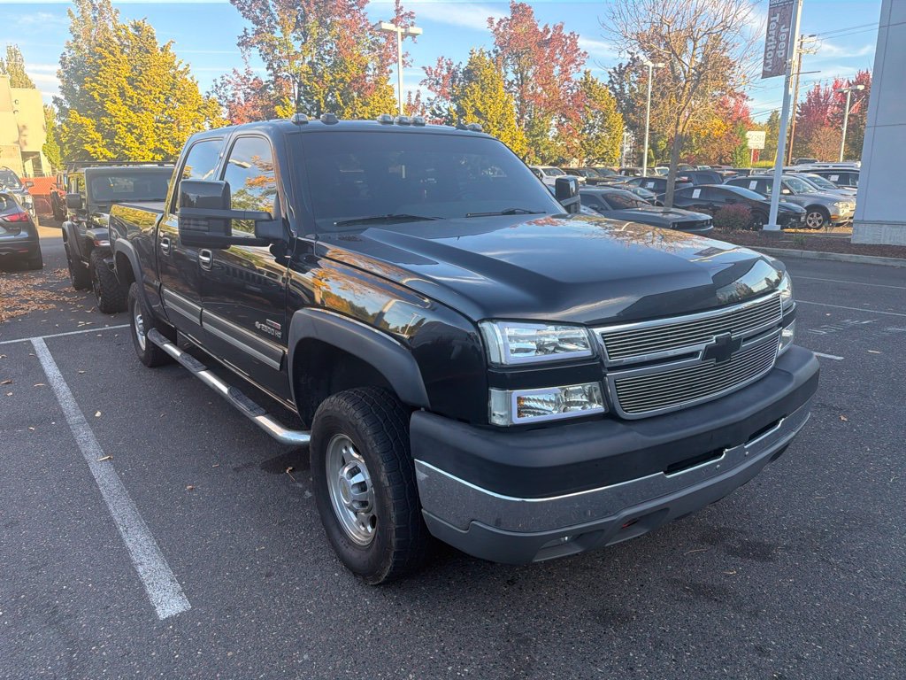 Used 2005 Chevrolet Silverado 2500 LT w/ Heavy-Duty Power Package RWD image 1
