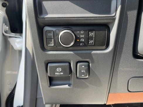 New 2025 Ford F150 Lightning Platinum image 17