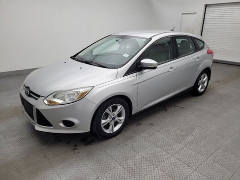 Used 2013 Ford Focus SE image 2