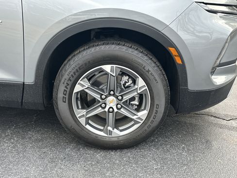 New 2025 Chevrolet Blazer LT w/ Convenience Package image 14