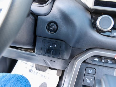 Used 2025 Toyota Tundra Limited image 22