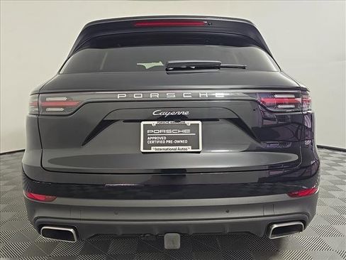 Certified 2023 Porsche Cayenne image 6