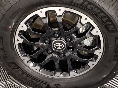 Used 2026 Toyota Tundra SR5 w/ TRD Off-Road Package AWD/4WD image 27