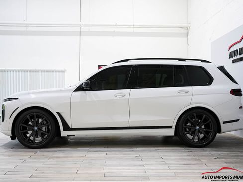 Used 2024 BMW X7 xDrive40i w/ M Sport Package image 12
