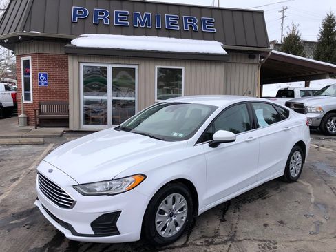 Used 2019 Ford Fusion S image 9