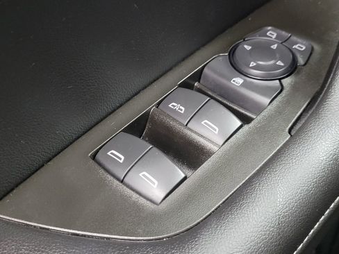 Used 2024 Chevrolet Blazer LT w/ Convenience Package FWD image 27