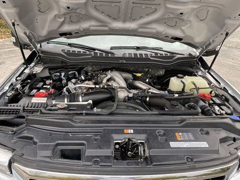 Certified 2022 Ford F350 Lariat w/ Tremor Off-Road Package image 55