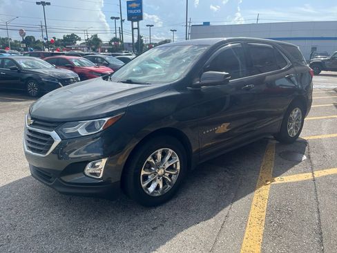 Used 2019 Chevrolet Equinox LT w/ Driver Convenience Package FWD image 1