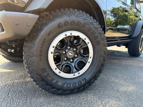 Used 2022 Ford Bronco Wildtrak AWD/4WD image 2