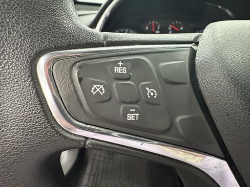 Used 2018 Chevrolet Malibu LT image 14