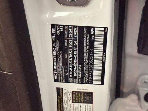 New 2026 Mercedes-Benz GLS 63 AMG 4MATIC image 17