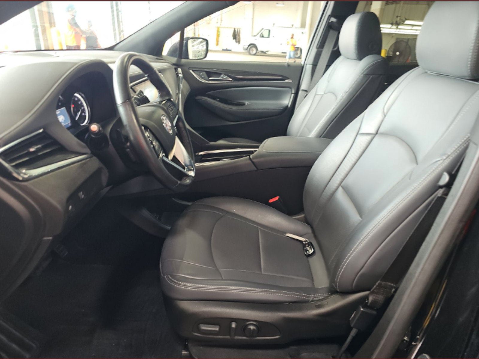Used 2023 Buick Enclave Essence w/ Experience Buick Package AWD/4WD image 5
