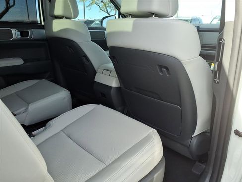 New 2026 Hyundai Santa Fe Calligraphy image 8