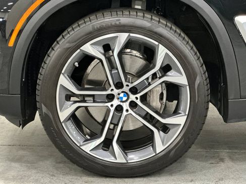 Used 2026 BMW X5 xDrive40i w/ Premium Package AWD/4WD image 33