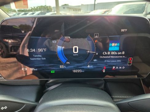 Used 2024 Chevrolet Blazer EV LT AWD/4WD image 32