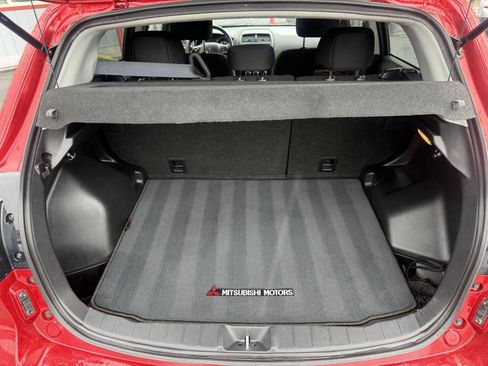 Used 2018 Mitsubishi Outlander Sport LE image 18