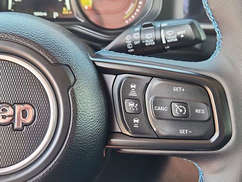 Certified 2025 Jeep Wrangler Unlimited Rubicon 4xe w/ Convenience Group image 19