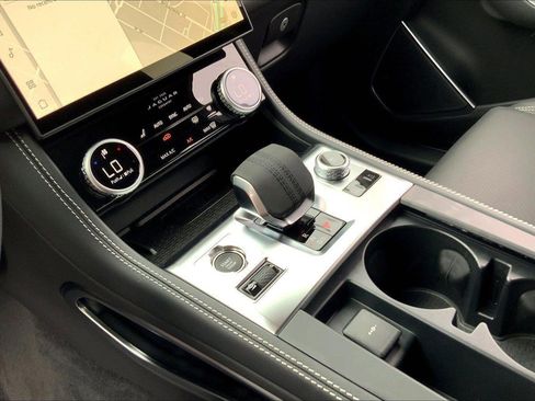 New 2026 Jaguar F-PACE R-Dynamic S AWD/4WD image 8