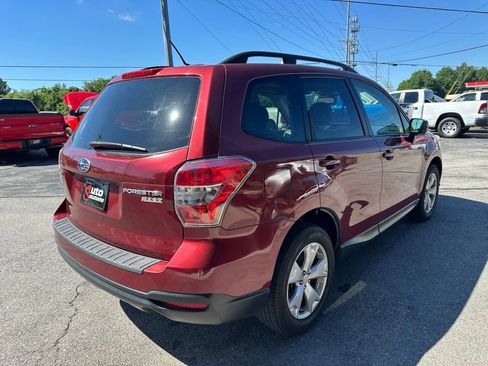 Used 2015 Subaru Forester 2.5i Premium w/ Popular Package #2 AWD/4WD image 5