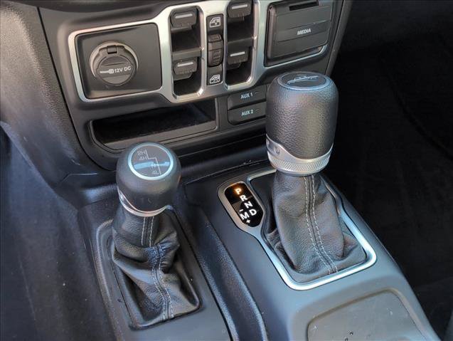 Used 2025 Jeep Gladiator Sport AWD/4WD image 23