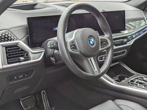 Used 2025 BMW X5 M60i image 9