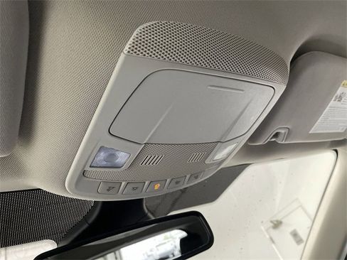 Used 2023 Ford Edge SEL image 29