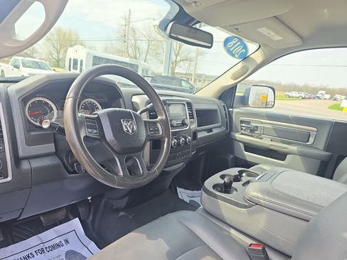 Used 2018 RAM 3500 Tradesman w/ Power & Remote Entry Group RWD image 18