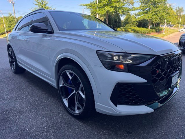 Used 2026 Audi RS Q8 performance AWD/4WD image 7