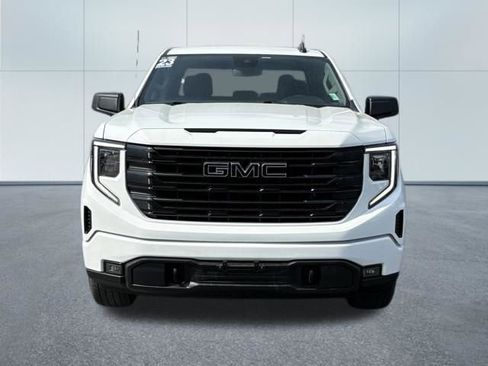 Used 2023 GMC Sierra 1500 Elevation image 4