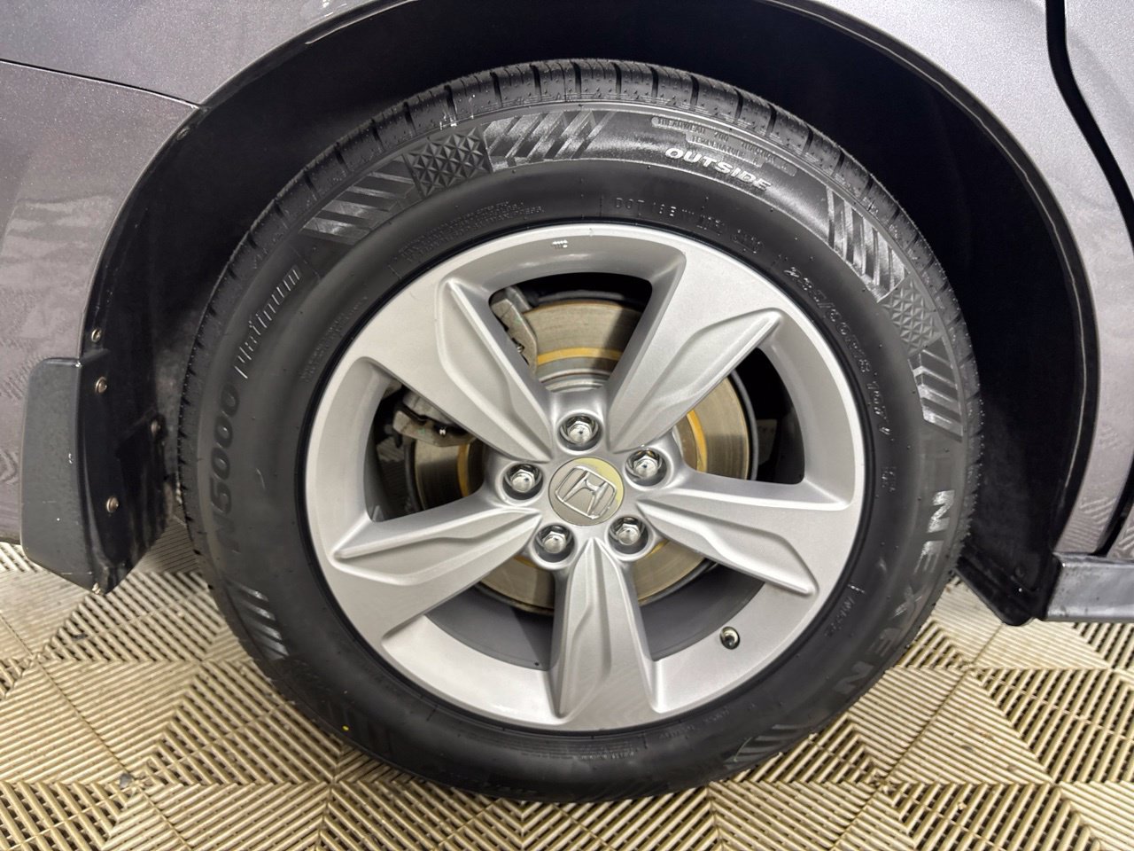 Used 2018 Honda Odyssey EX image 31