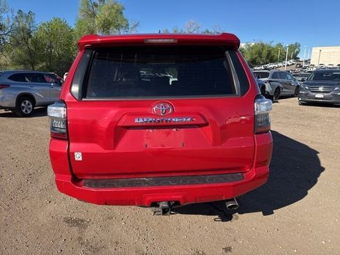 Used 2017 Toyota 4Runner SR5 Premium AWD/4WD image 4