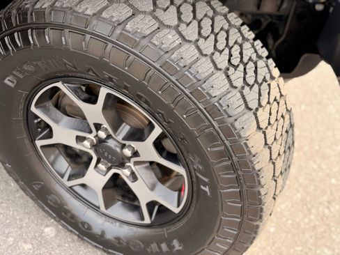 Used 2019 Jeep Wrangler Unlimited Rubicon AWD/4WD image 42