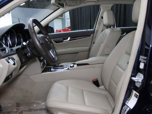 Used 2014 Mercedes-Benz C 300 4MATIC Sedan image 10
