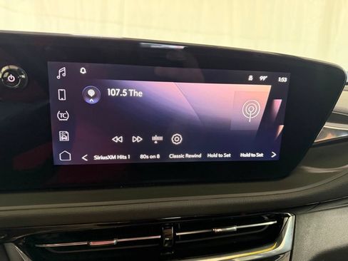 Used 2025 Buick Envista Sport Touring FWD image 5
