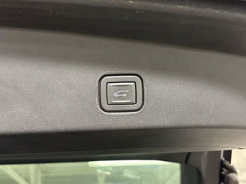 New 2025 Cadillac Lyriq Luxury image 20