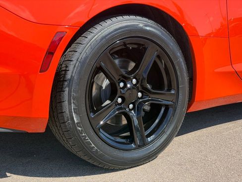 Used 2020 Chevrolet Camaro LT RWD image 22