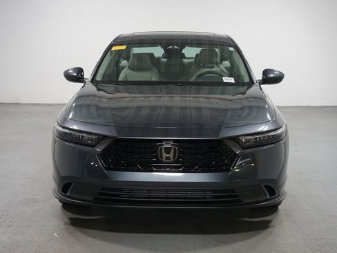 Used 2023 Honda Accord EX image 2