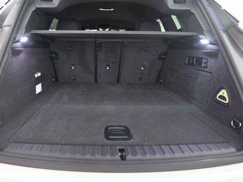 Used 2026 BMW iX xDrive45 w/ Premium Package AWD/4WD image 11