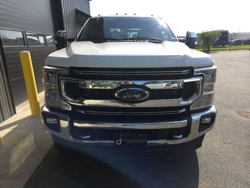 Used 2022 Ford F250 XLT w/ XLT Premium Package image 9