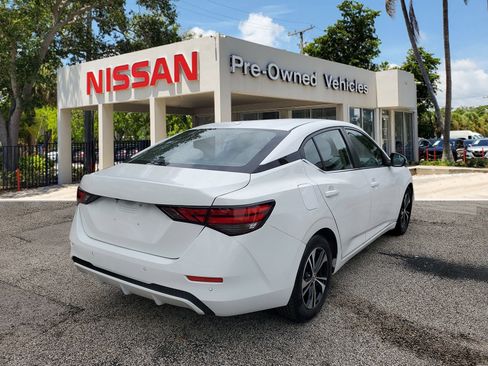 Certified 2021 Nissan Sentra SV image 4