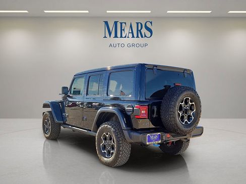 Used 2023 Jeep Wrangler Unlimited Rubicon 4xe image 3