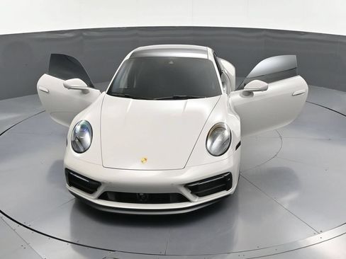 Certified 2024 Porsche 911 Carrera GTS RWD image 32