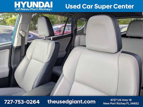 Used 2016 Toyota RAV4 Limited FWD image 3