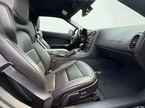 Used 2013 Chevrolet Corvette Grand Sport RWD image 20