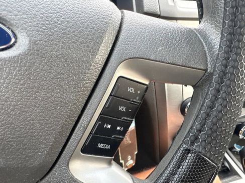 Used 2012 Ford Fusion SE FWD image 21