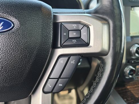 Used 2017 Ford F150 Platinum w/ Technology Package image 23