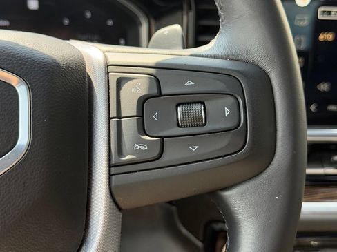Used 2022 GMC Sierra 1500 Elevation w/ Elevation Premium Package AWD/4WD image 18