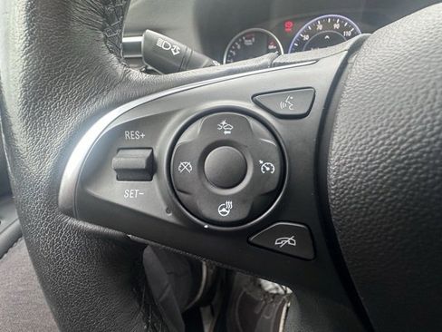 Used 2021 Buick Enclave Avenir image 21