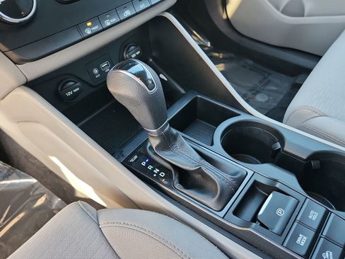 Used 2019 Hyundai Tucson SE image 20